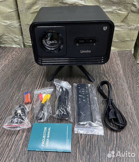 Проектор Umiio U8 Pro 4KProjector Android