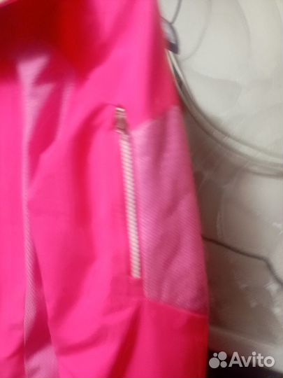 Продам горнолыжную куртку Spyder