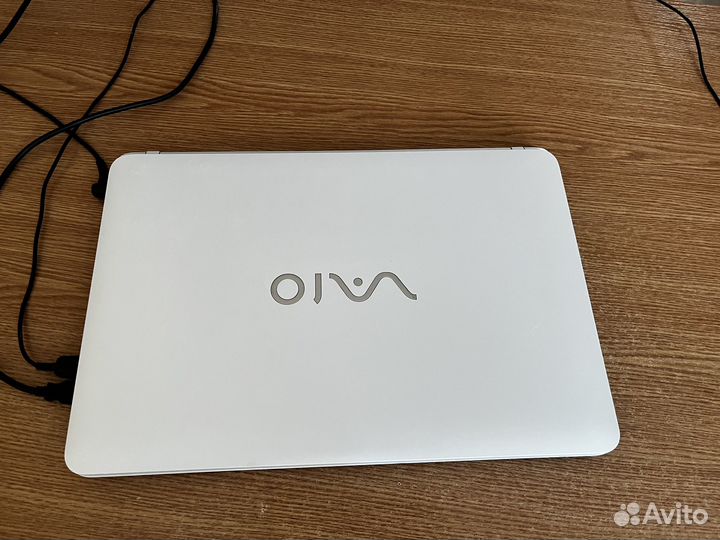 Ноутбук sony vaio i3