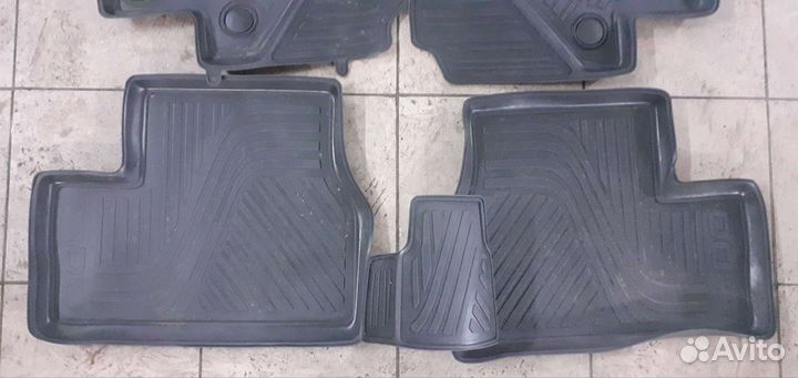 Автомобильные коврики резиновые