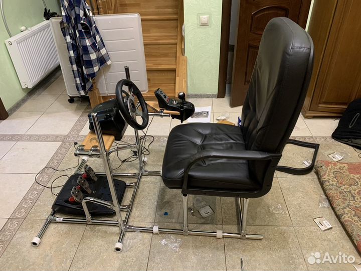 Стойка с креслом / кокпит для руля