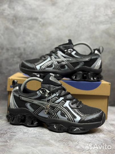 Кроссовки asics