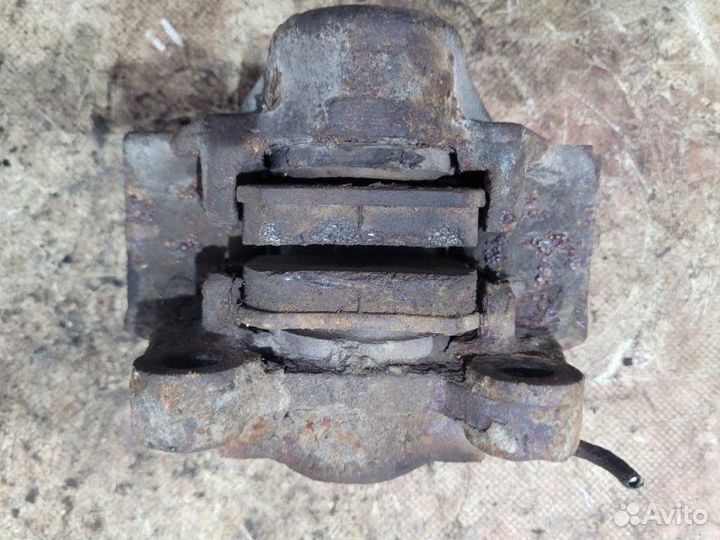 Суппорт задний правый Opel Vectra 86 C18NZ 1991