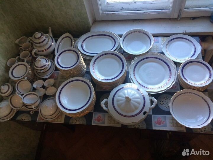 Сервиз. Фарфор. Чехословакия. 100 предметов