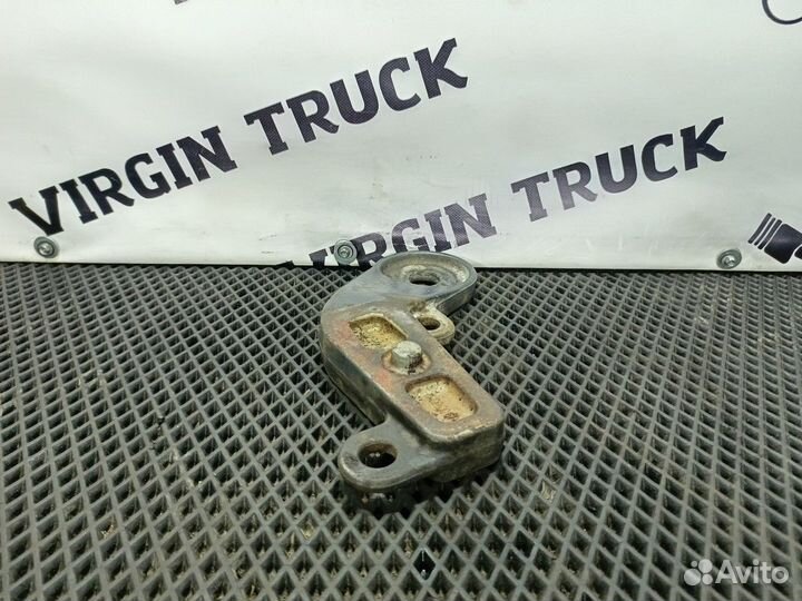 Кронштейн амортизатора нижний правый Daf XF105