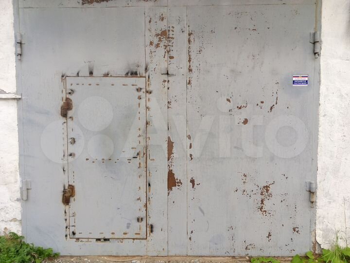 Гараж, > 30 м²