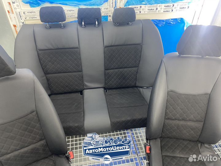 Салон BMW E90 в сборе с дверными картами