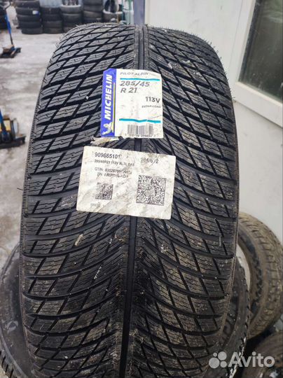 Michelin Pilot Alpin 5 SUV 285/45 R21