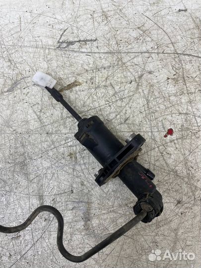 Цилиндр, Трубка сцепления Volkswagen Polo 5 Седан