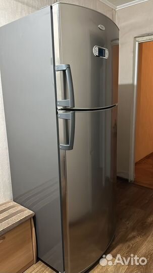 Холодильник whirlpool