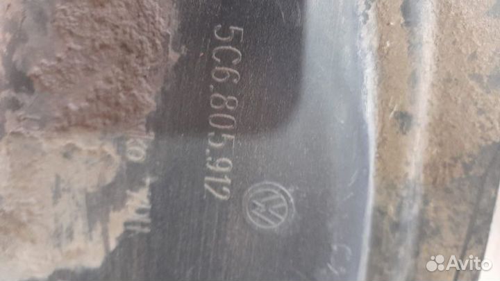 Подкрылок передний правый Volkswagen Jetta 6 С