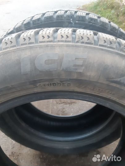 Продам 2 покрышки formula ICE 215/60 R17