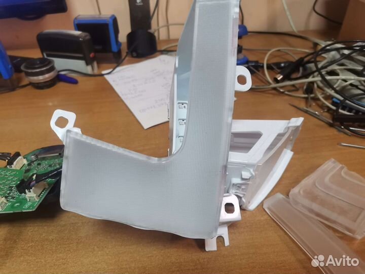 Остатки задней левого фонаря lexus RX 300 20года