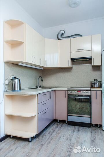 Угловая кухня. Доставка и Установка