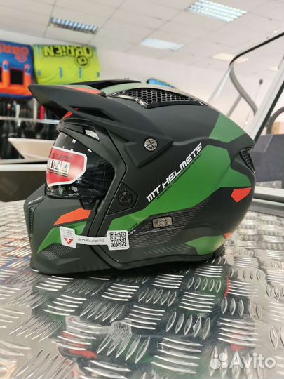 Мотошлем MT Streetfighter