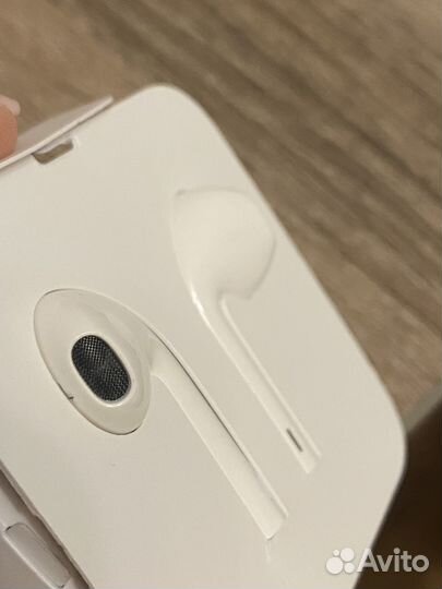 Наушники Apple EarPods (проводные) новые