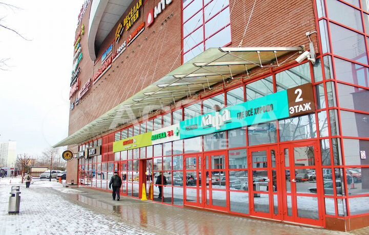 34,6 кв.м/ Аренда торгового помещения/на выходе из