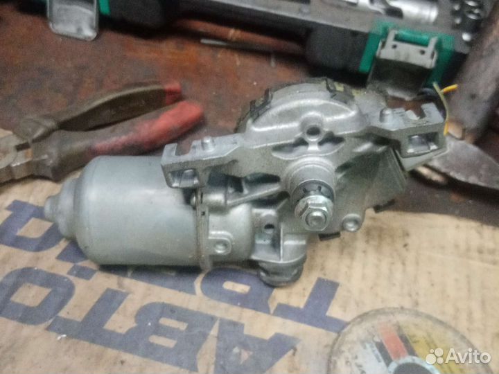 Моторчик стекло очестителя