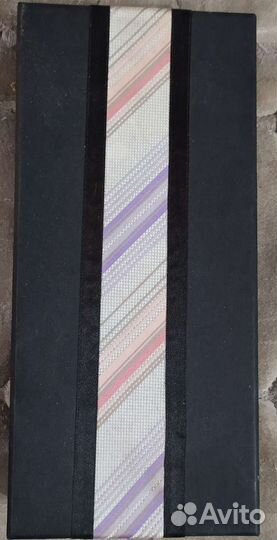 Новый, мужской,красивый галстук
