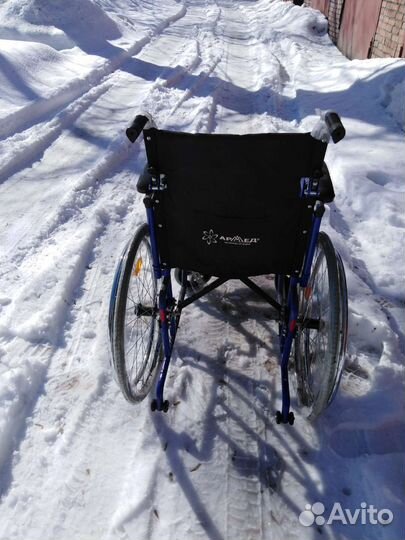 Инвалидная коляска