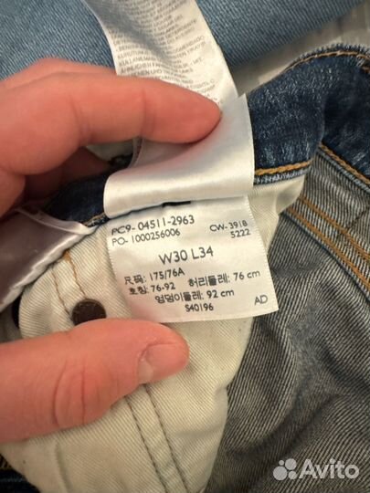 Джинсы мужские levis w30 L34 бу