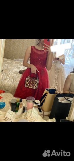 Платье нарядное