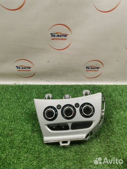 Блок управления климат-контролем Ford Focus 3