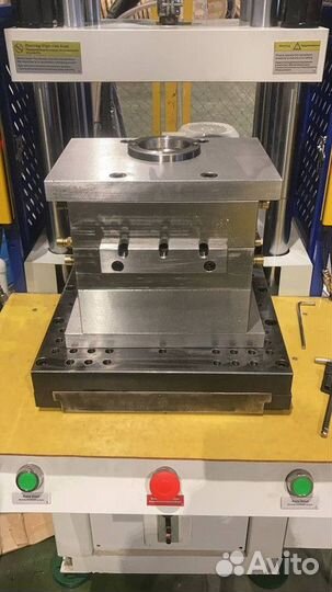 Термопластавтомат тпа