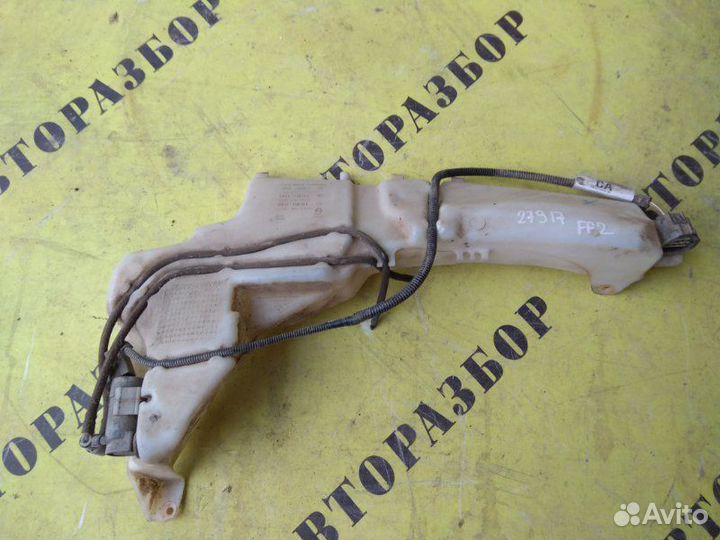 Бачок омывателя лобового стекла Ford Focus 2