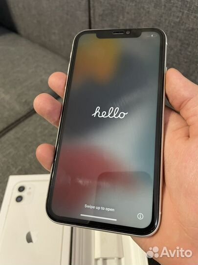 iPhone 11, 64 ГБ