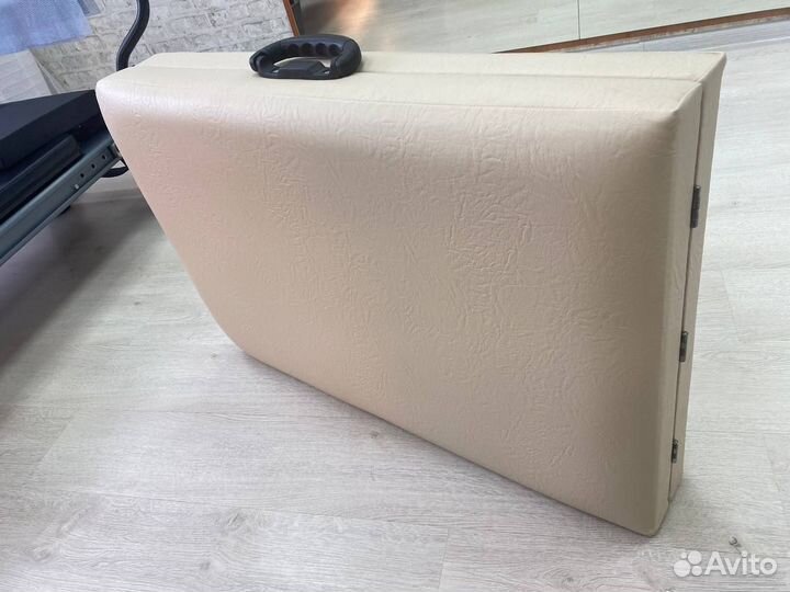 Массажный стол. Кушетка