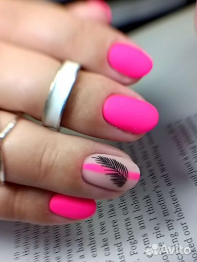 Маникюр, педикюр за час, Адлер центр