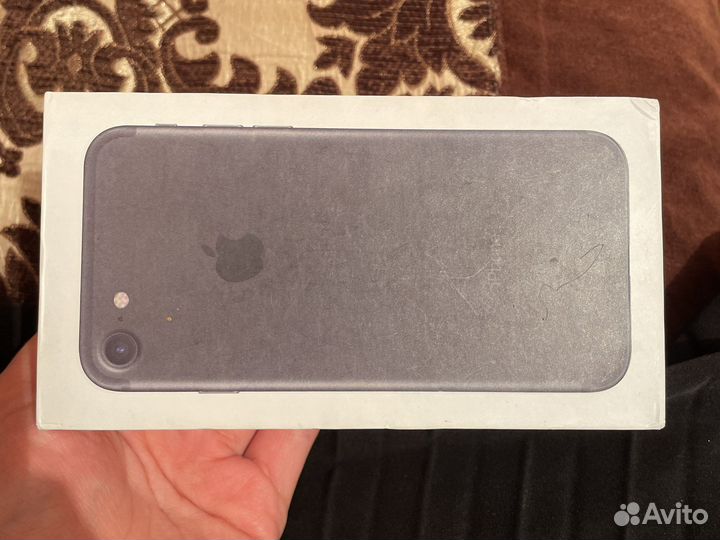 Коробка для iPhone