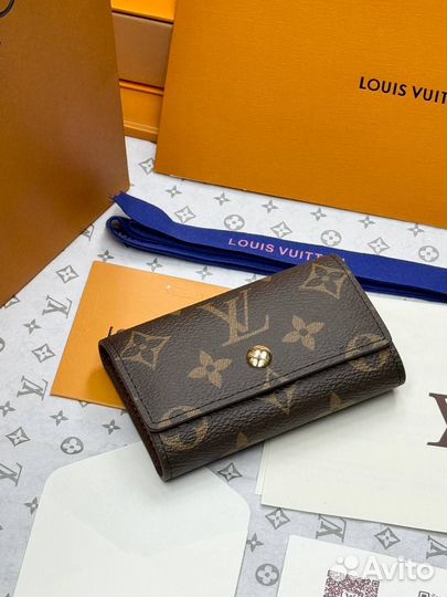 Ключница Louis Vuitton