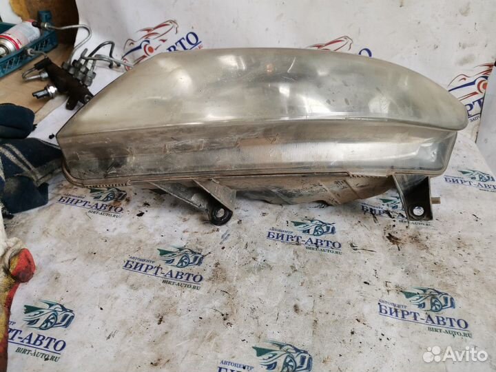 Фара левая с дефектом Reanult Scenic II