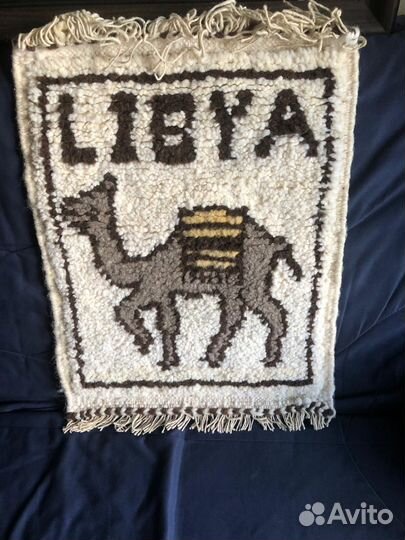 Коврик с верблюдом