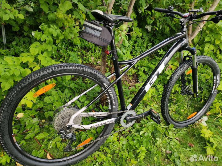 Велосипед gt avalanche comp 29 2021