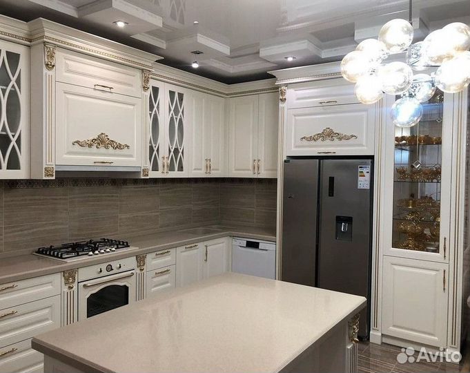 Дизайн кухни в современном стиле / кухни и шкафы на заказ