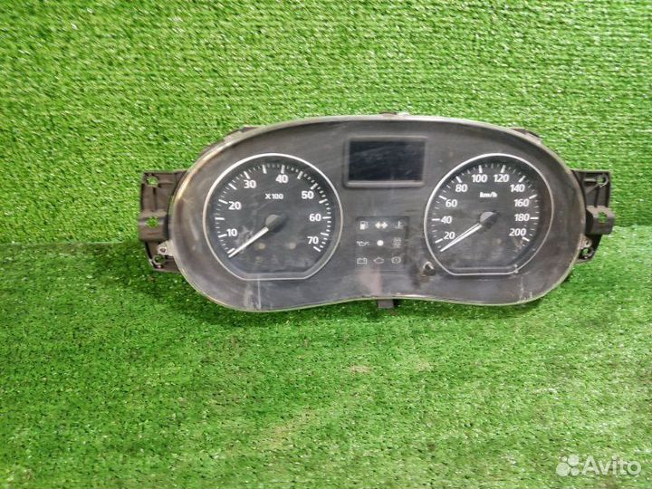 Панель приборов Renault Logan