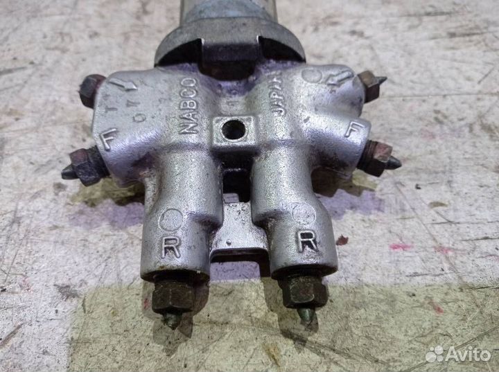 Распределитель тормозных усилий