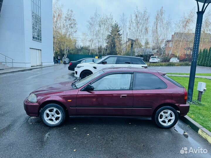 Honda Civic 1.5 AT, 1996, 250 000 км