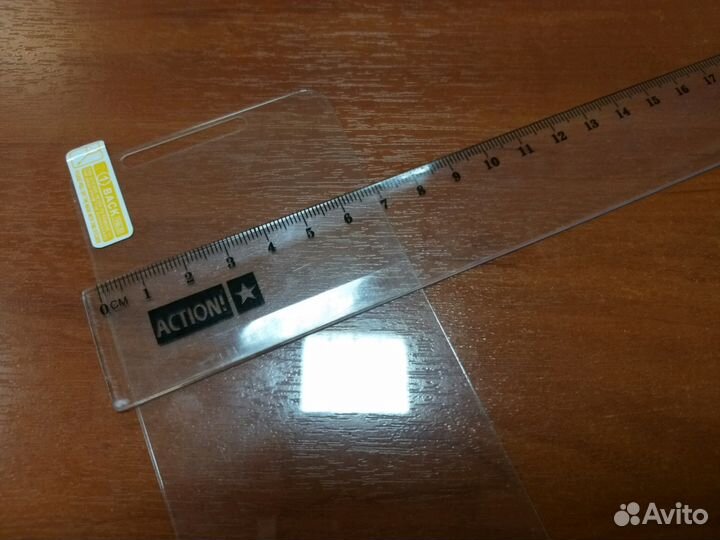 Стекло на смартфон