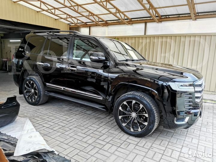 Рестайлинг Toyota Land Cruiser 200