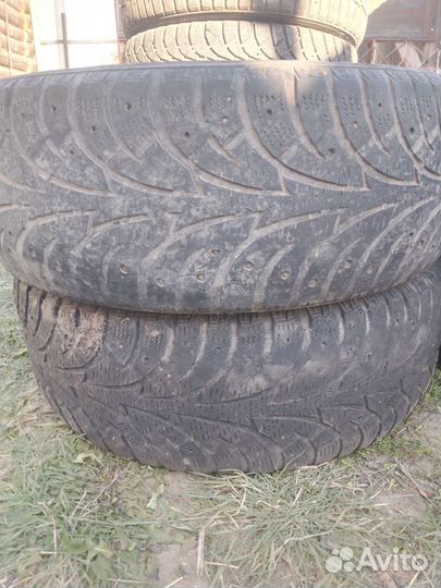 Hankook Winter I'Pike 215/55 R17