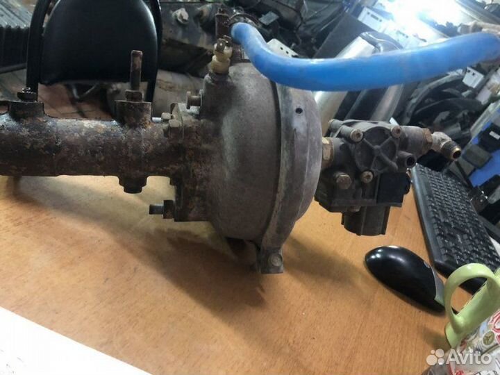 Вакуумный усилитель тормозов на Газ