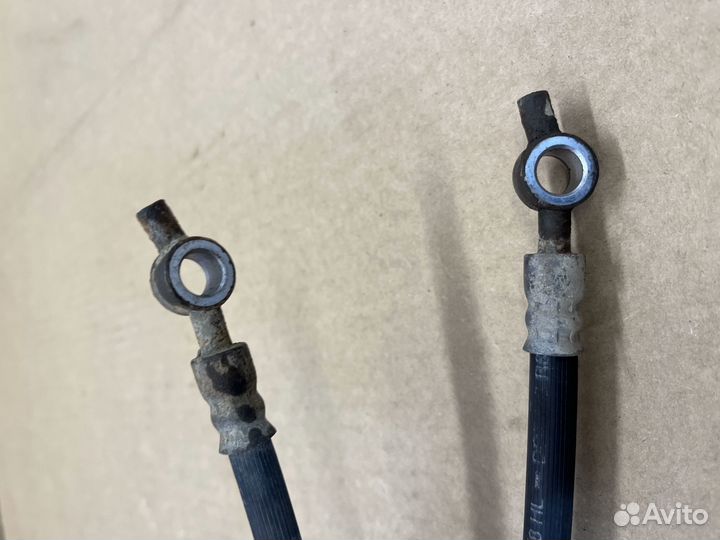 Шланг тормозной передний левый правый Элантра 5