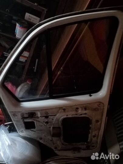 Дверь правая на газель