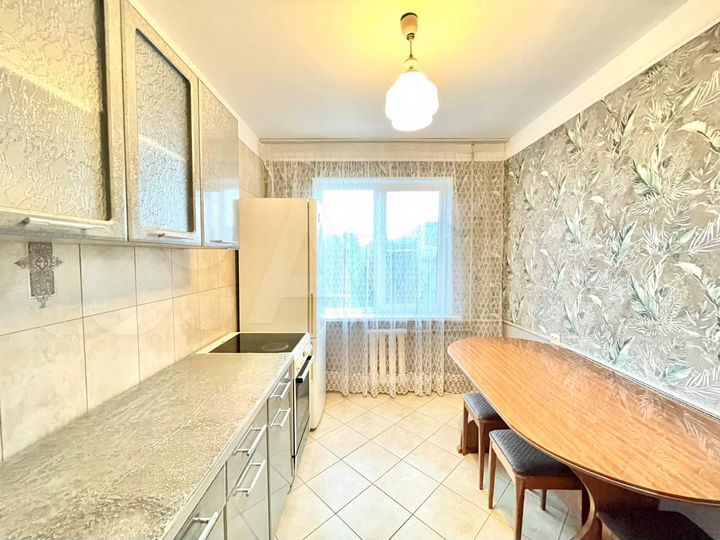 3-к. квартира, 70 м², 3/5 эт.