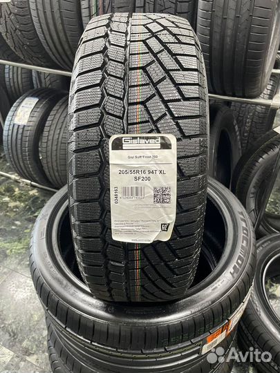 Gislaved Soft Frost 200 205/55 R16 94T