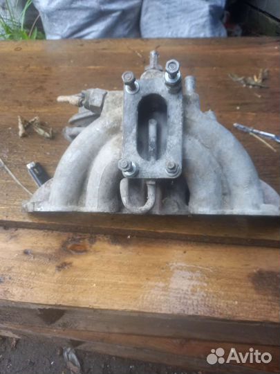 Впускной коллектор нива